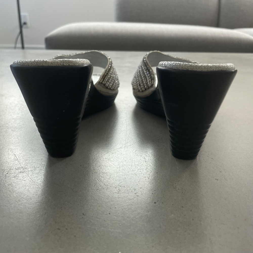 Sparkly Silver Slides, Size 7 - image 3